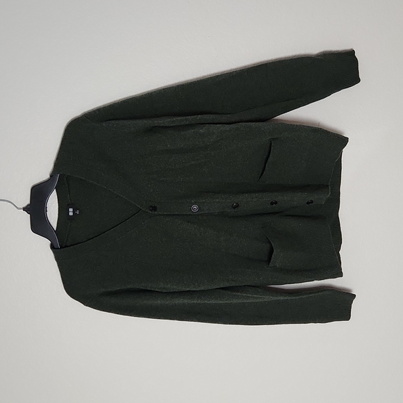 Uniqlo Sweaters - Uniqlo- Cardigan